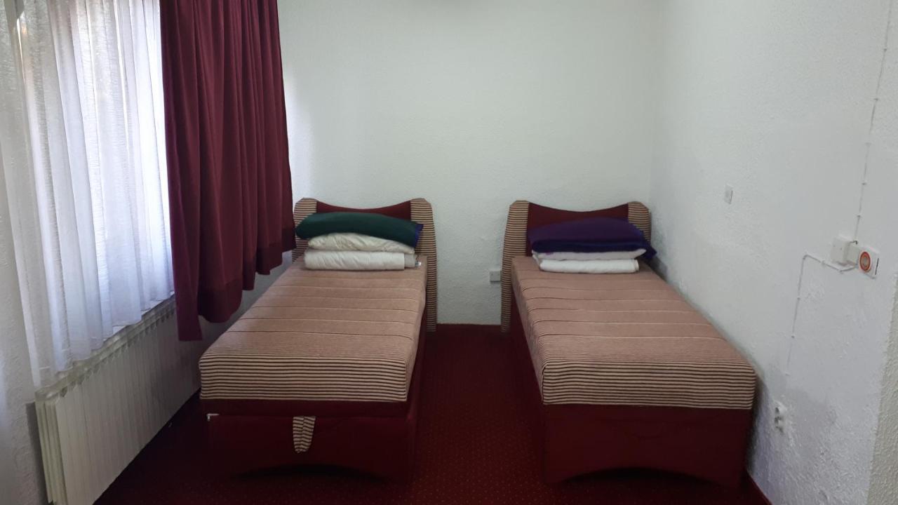 Hotel Alem ซาราเยโว ภายนอก รูปภาพ